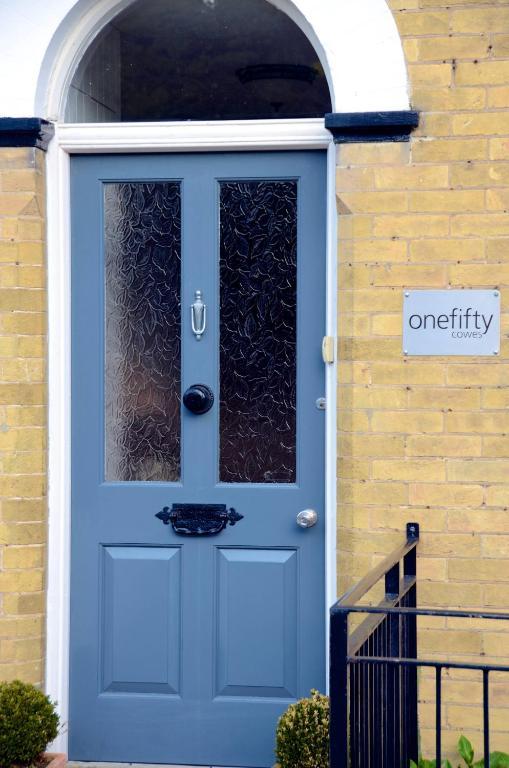 Onefifty Acomodação com café da manhã Cowes  Exterior foto